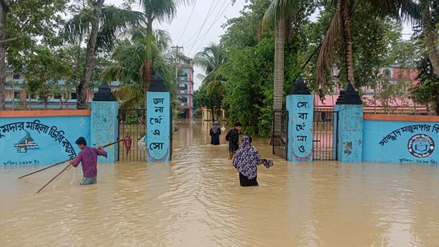 সিলেটে উজানে পানি কমলেও ডুবছে ভাটি