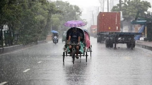 ঢাকায় বজ্রসহ বৃষ্টির আভাস