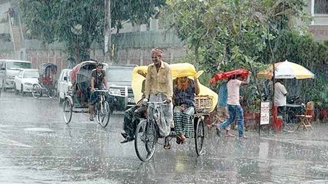 ফের শুরু হচ্ছে বৃষ্টি, থাকতে পারে ৪ দিন