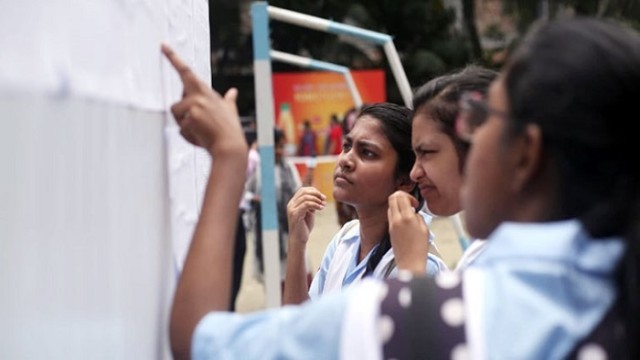 এবছর কমেছে পাশের হার, অর্ধেকে নেমেছে জিপিএ-৫