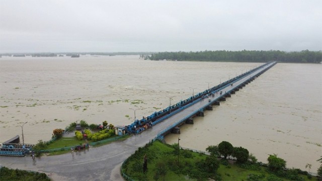 আকস্মিক বন্যায় ভাসতে পারে বাংলাদেশ, সতর্কতা জারি