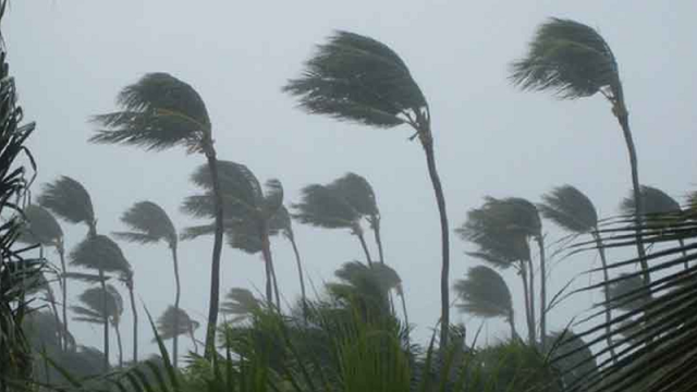 দুপুরের মধ্যে ৬০ কিলোমিটার বেগে ঝড়ের আভাস