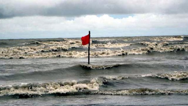 নদীবন্দরে ২ নম্বর হুঁশিয়ারি সংকেত