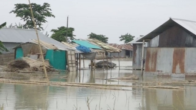 সিরাজগঞ্জে ফের বন্যা পরিস্থিতির অবনতি