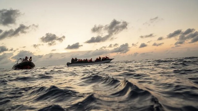 মউরিতানিয়ায় নৌকা ডুবে নিহত ১৫, নিখোঁজ ১৫০